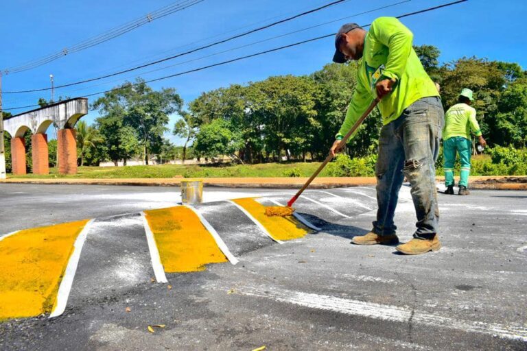 Prefeitura inicia recape asfáltico em 9 ruas dos bairros de Brasileia