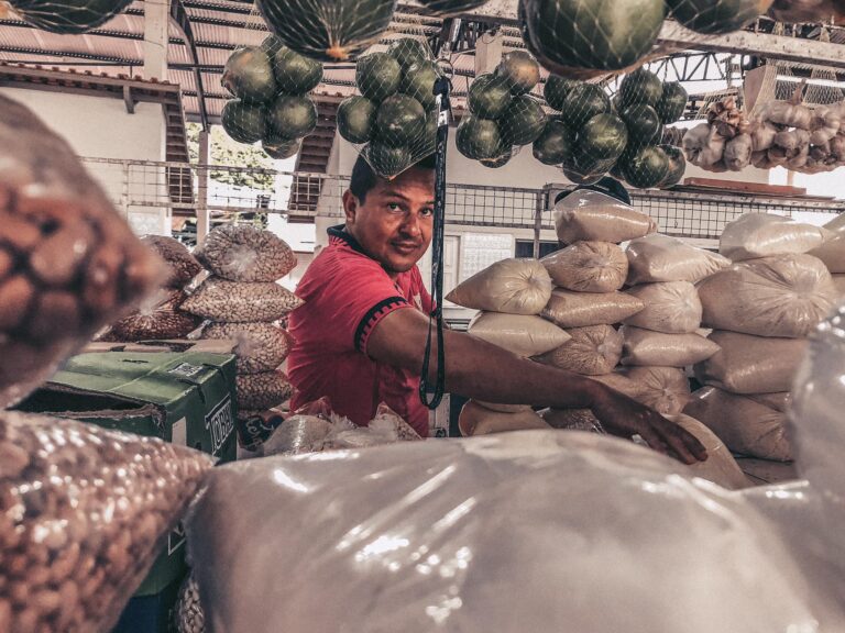 Feira dos colonos em Sena Madureira
