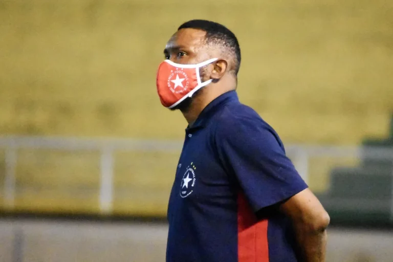 Marcelo Brás deixa o Rio Branco-AC; Chicão assume interinamente