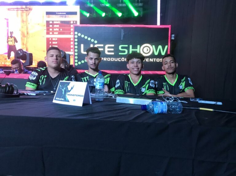 No AC, time de Free Fire participa de competição presencial pela primeira vez: “Sensação de alegria”