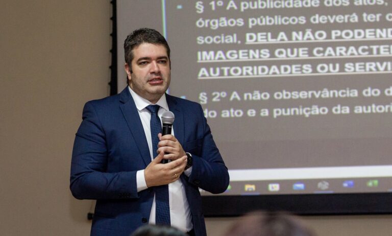 Advogado Jonathan Donadoni é oficializado como secretário-chefe da Casa Civil