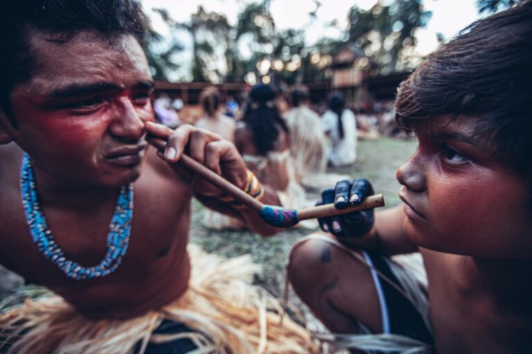 Aplicação de rapé- Aldeia Kuntamanã