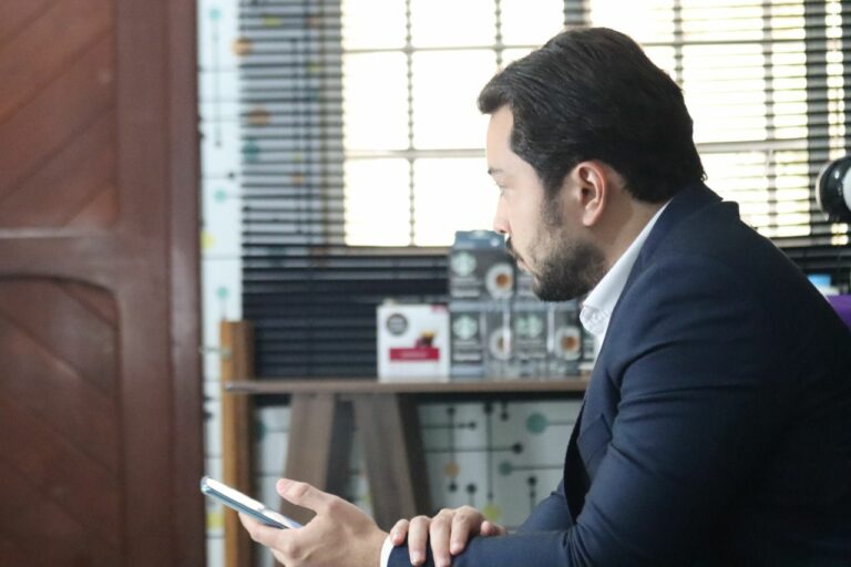 Jarude denuncia passagens aéreas de R$ 6 mil e recebe ligação de secretário Nacional do Consumidor: “Vão investigar”