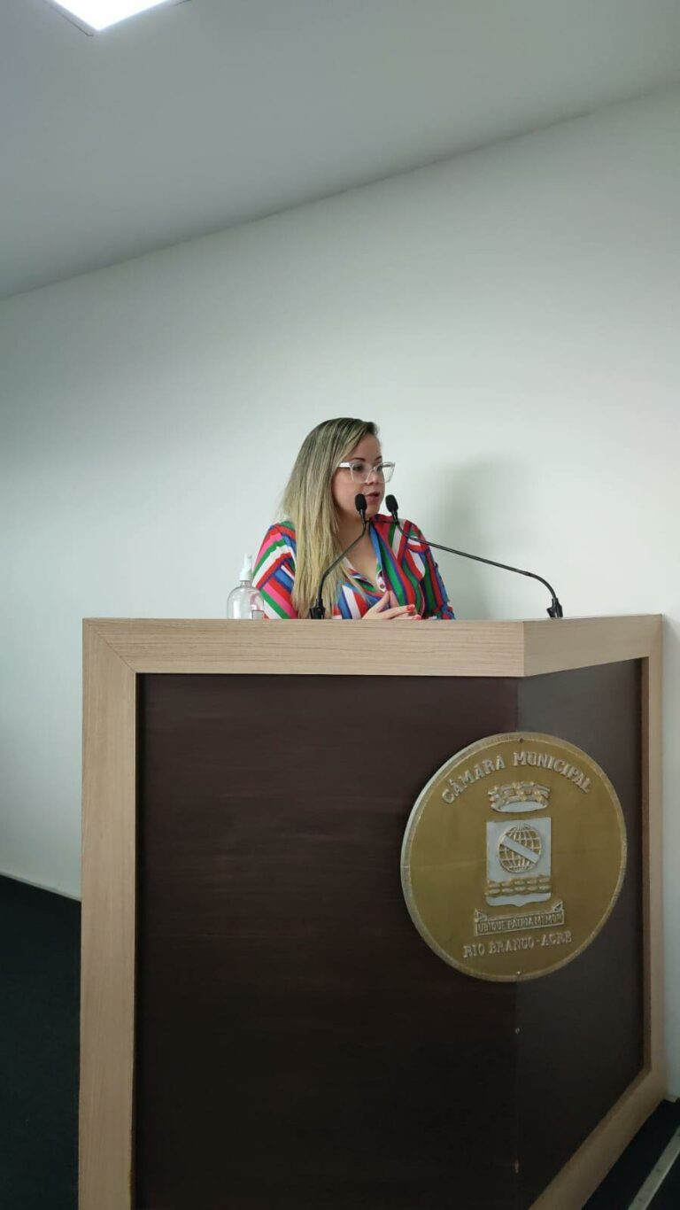 Michelle fala sobre situação da maternidade e diz que há medicamentos em falta