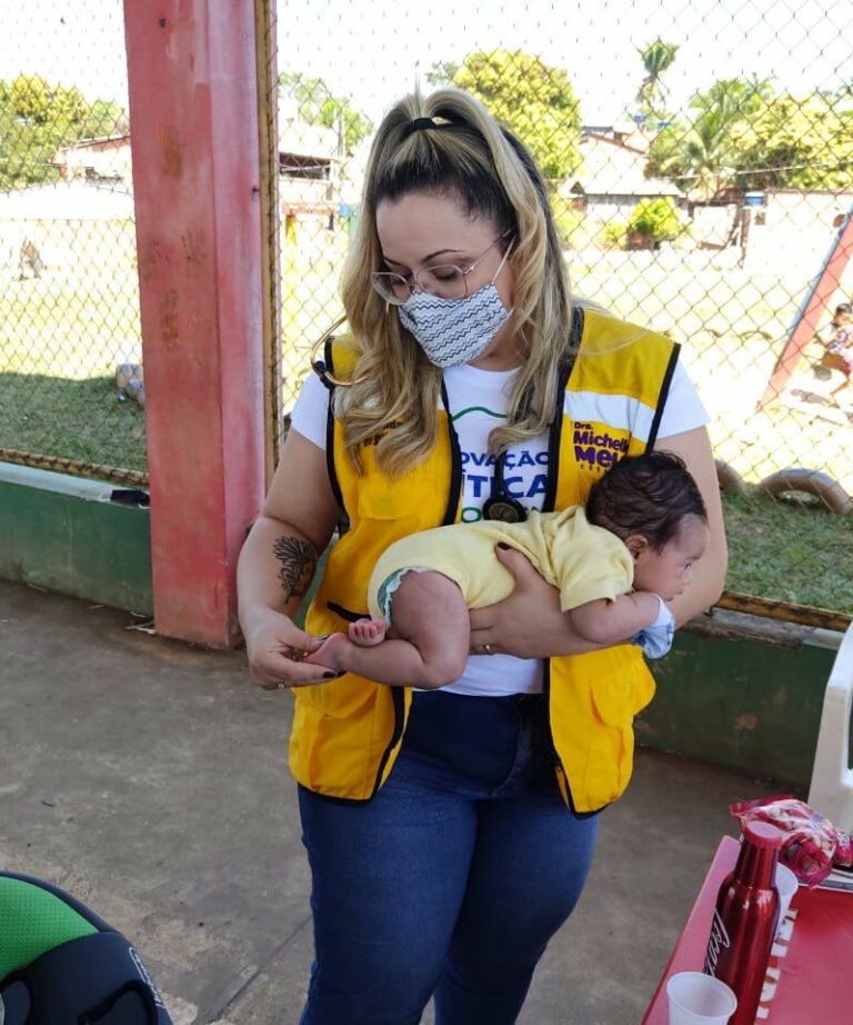 Preocupada com pouco acesso as creches gratuitas em Rio Branco, Michelle apresenta PL