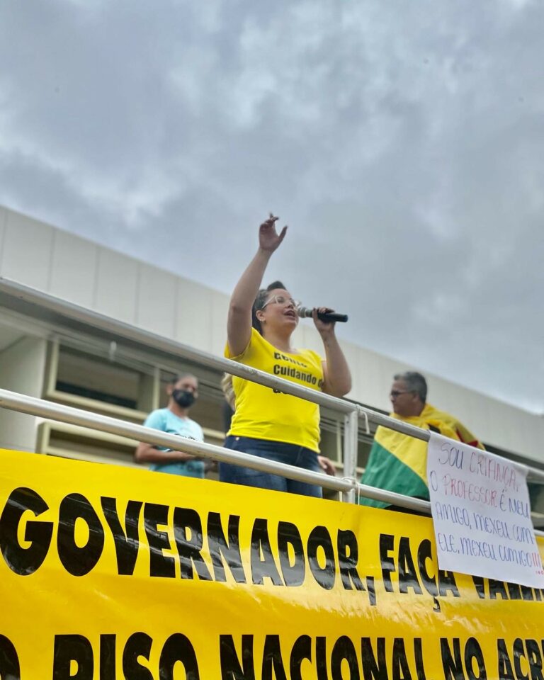 Vereadora Michelle Melo afirma: “É horripilante o trato dado à educação”