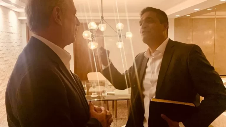 Cabo Daciolo se filia ao PDT depois de encontro “sobrenatural” com Ciro