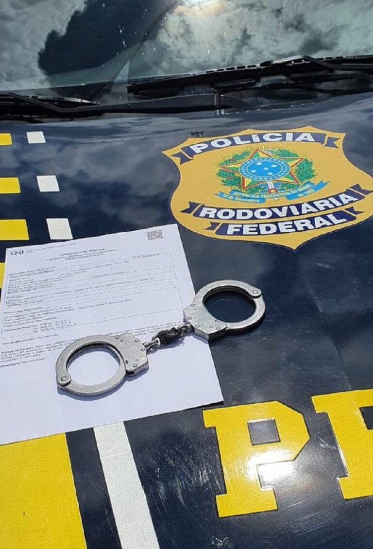 PRF prende três pessoas com mandado de prisão em aberto no interior do Acre