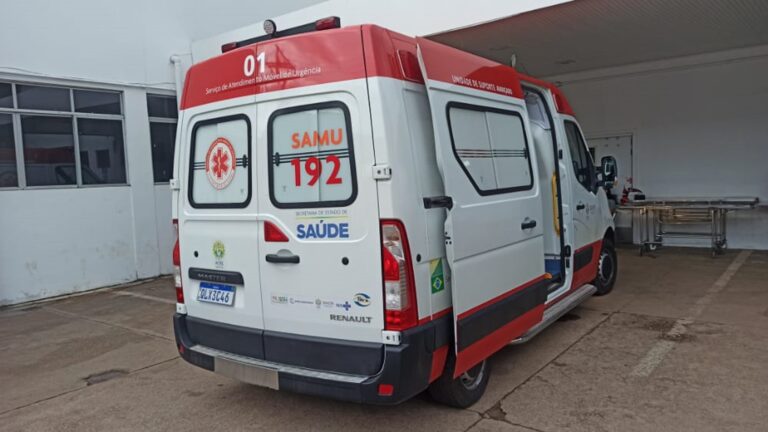 Carreta colide com bicicleta e deixa criança gravemente ferida na BR-364