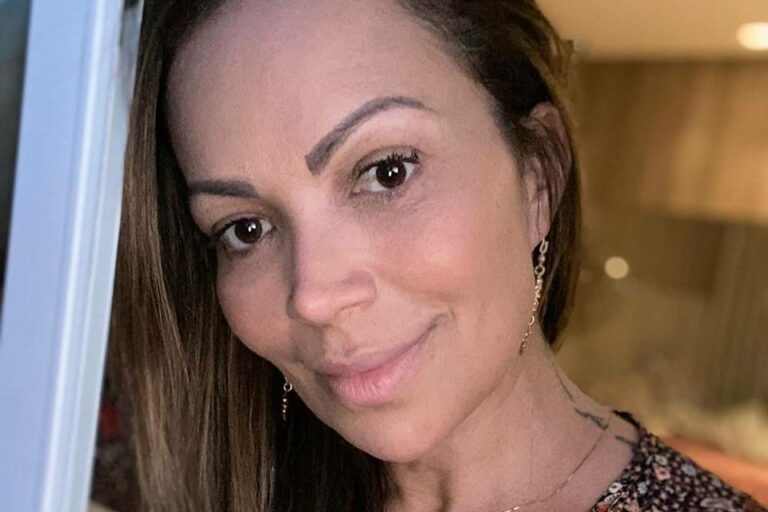 Solange Almeida sobre cigarro eletrônico: “Perdi a vontade de cantar”