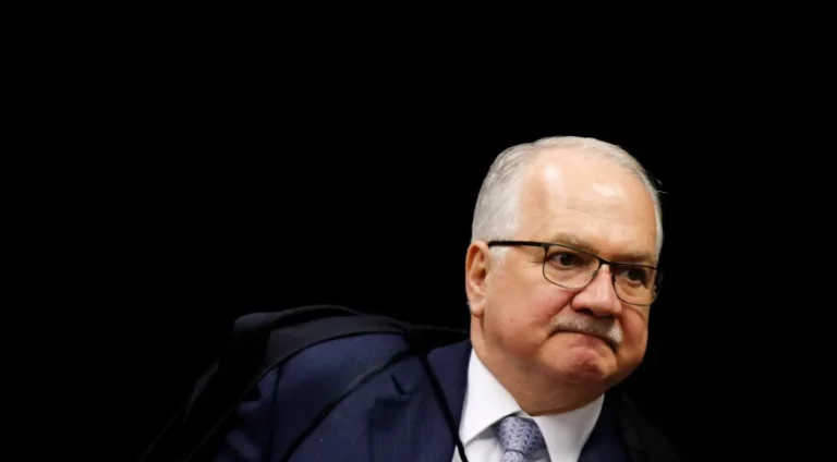 Fachin diz que Justiça Eleitoral “jamais” estará disponível para intervenção