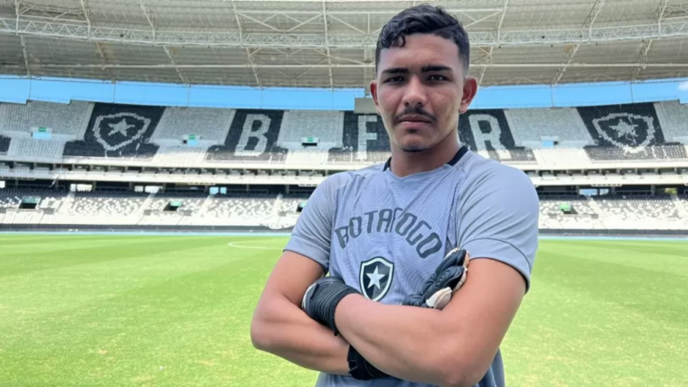 Imprensa nacional revela detalhes de negociação que colocou acreano Tomate no Botafogo