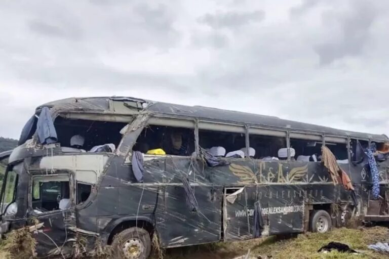 Motorista de Conrado e Aleksandro é investigado pela polícia após acidente