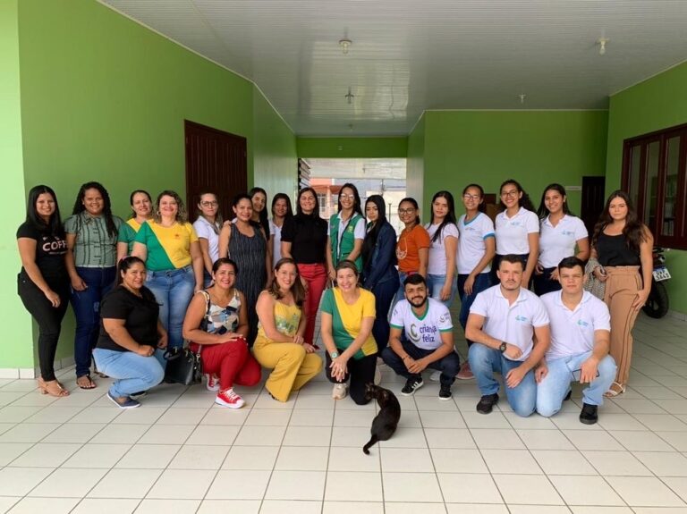 Prefeitura de Cruzeiro do Sul realiza capacitação de supervisores do Programa Criança Feliz