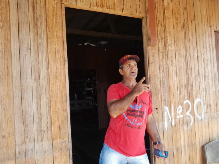 “Todos os anos, temos que sair de casa”: o drama de quem mora há décadas em áreas alagadiças