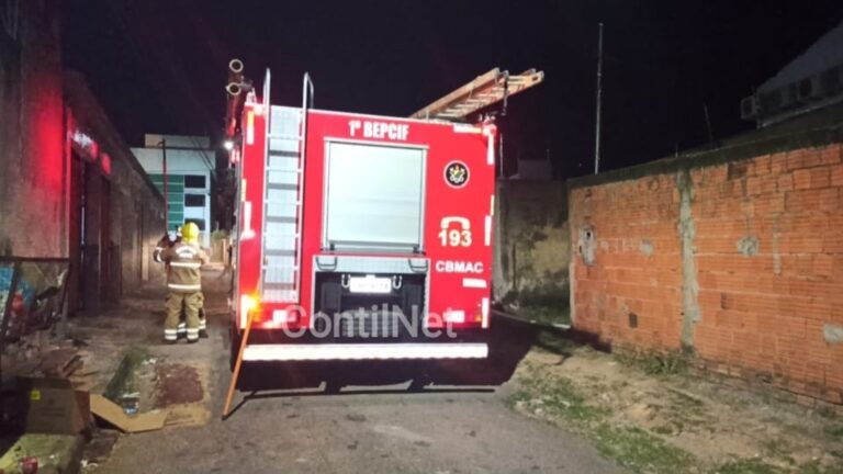 No Acre, homem teria colocado fogo na própria residência; veja imagem do local
