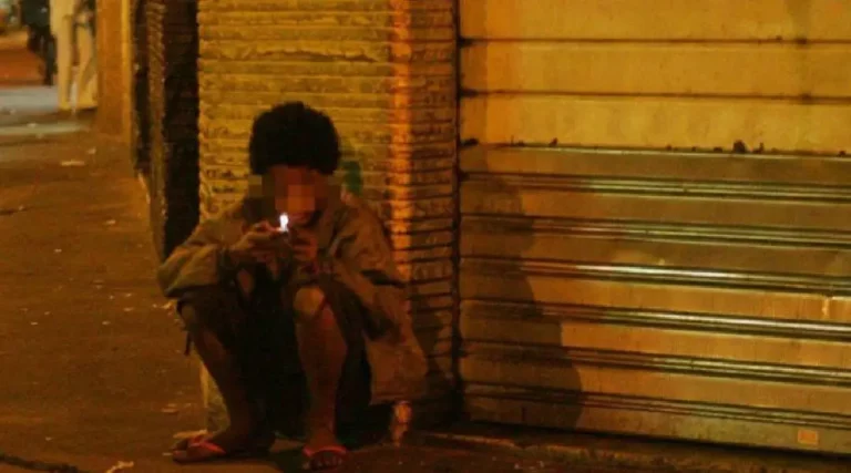 Cresce o número de usuários de bebida alcoólica e outras drogas em Cruzeiro do Sul