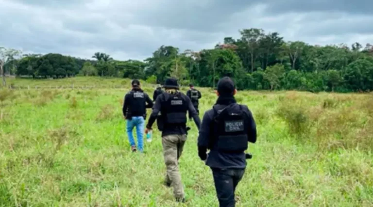 Homem acusado de matar jovem a golpes de facão é preso no interior do Acre