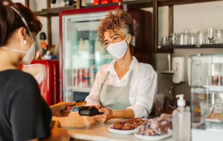 Pequenas empresas no Brasil beneficiam 40% da população, aponta Sebrae