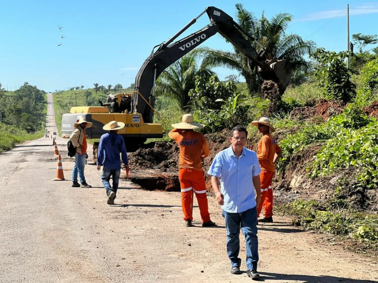 Recuperação da BR-364 começa a todo vapor e deputado Gonzaga comemora primeiros resultados