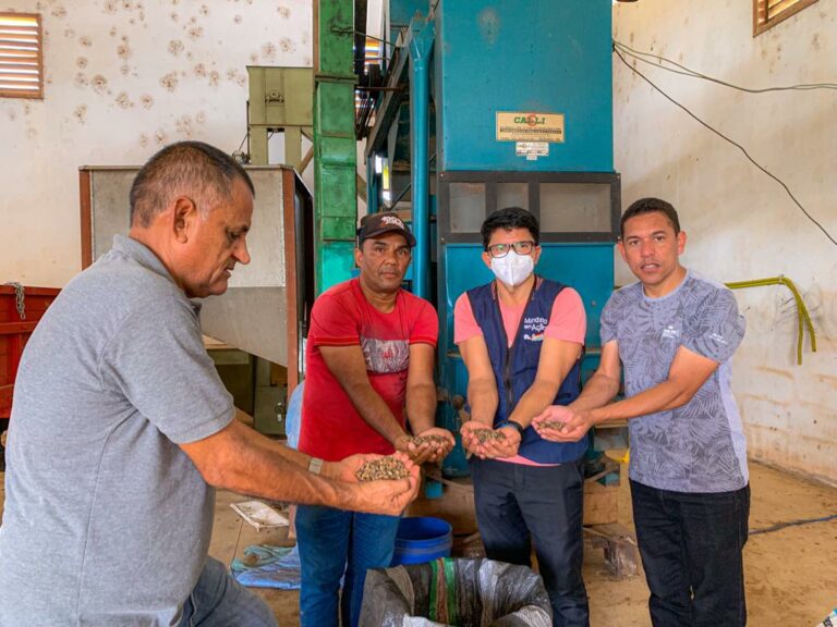 Jenilson diz que está fazendo estudo e quer isentar produtor rural de ICMS na aquisição de máquinas agrícolas