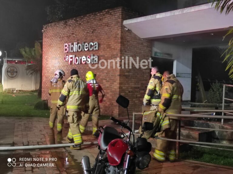 Biblioteca da Floresta tem princípio de incêndio em Rio Branco