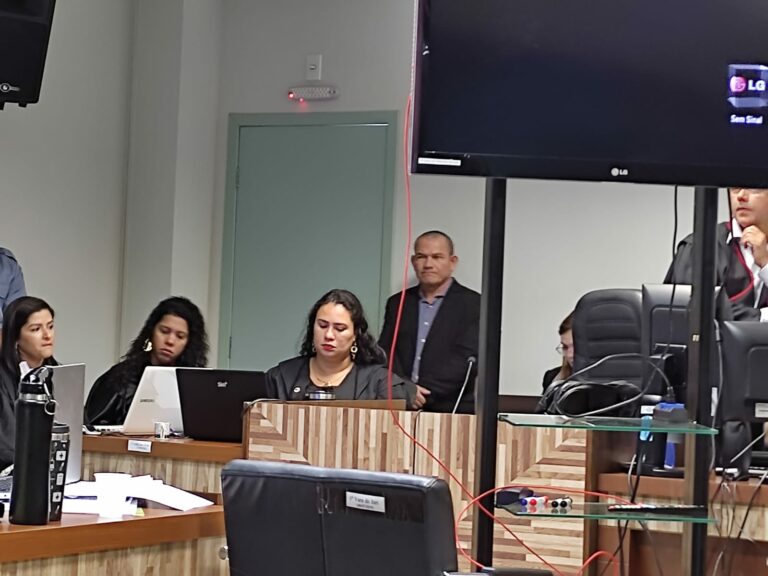 “Em Fortaleza, não pediu”: Advogada diz que pedido de perdão à mãe de Jonhliane é tentativa de ludibriar