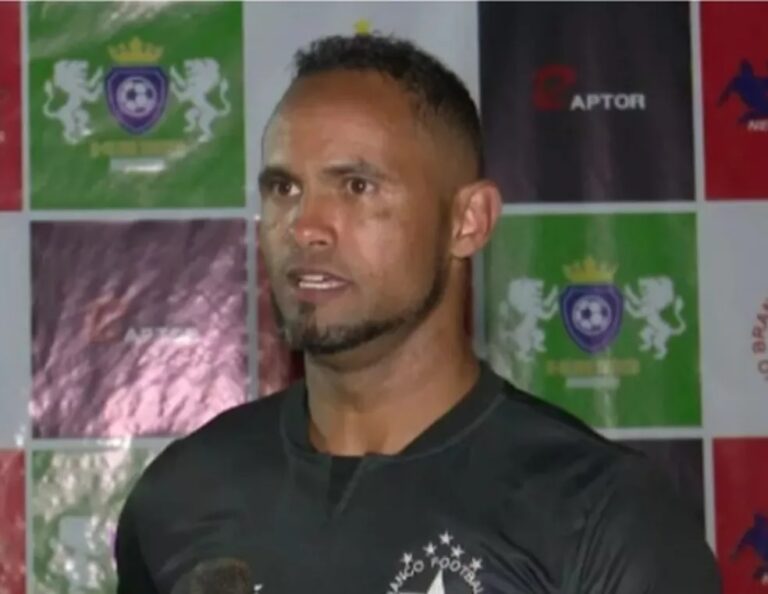 Ordem de prisão a ex-goleiro Bruno por pensões atrasadas está parada