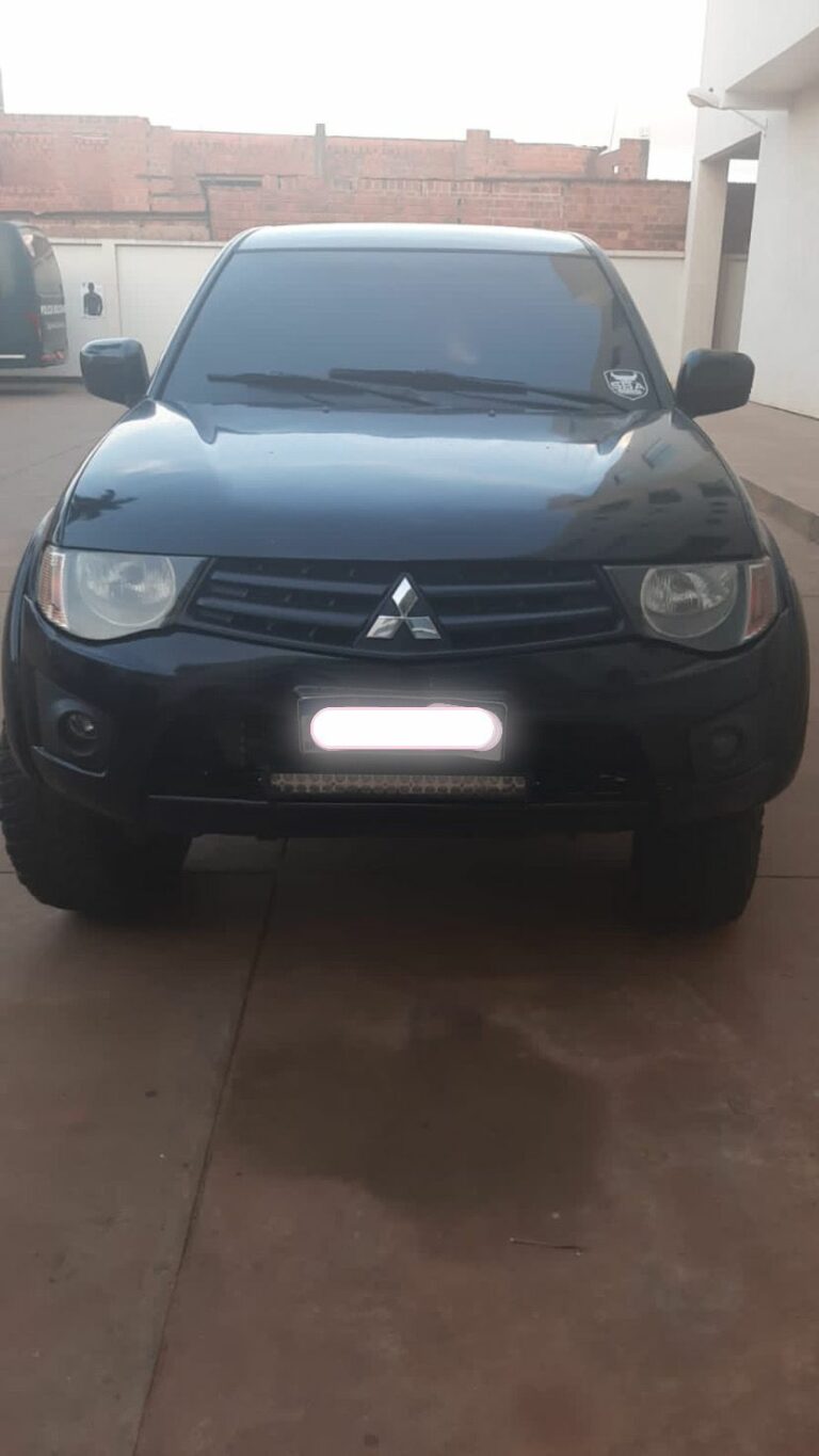 Em menos de 24 horas, forças de Segurança recuperam, na Bolívia, caminhonete roubada em Rio Branco 