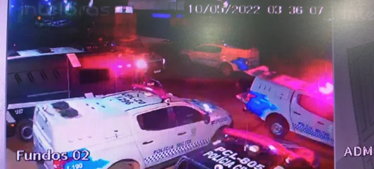 Criança de 4 anos é arremessada de carro pelos pais em Porto Velho