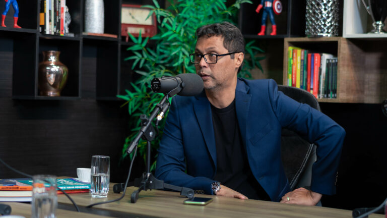 Dericast: Alderian Campos estreia no ContilNet com podcast sobre empreendedorismo