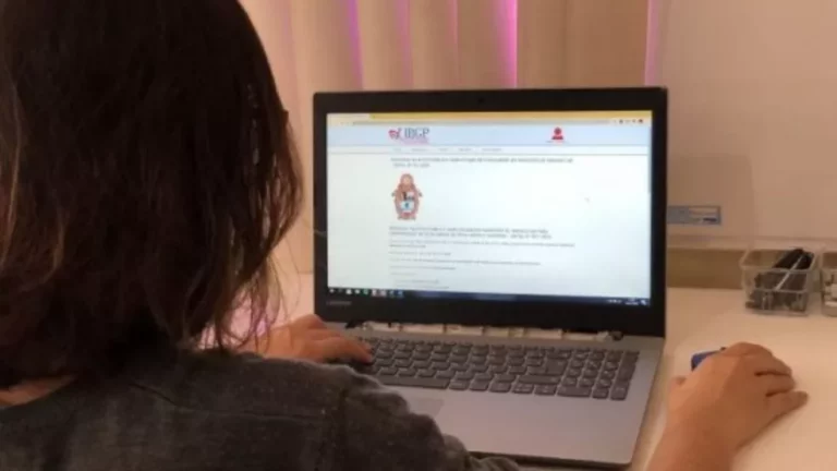 Estagiários já podem fazer cadastro para concorrer a 3 mil vagas da Prefeitura de Manaus