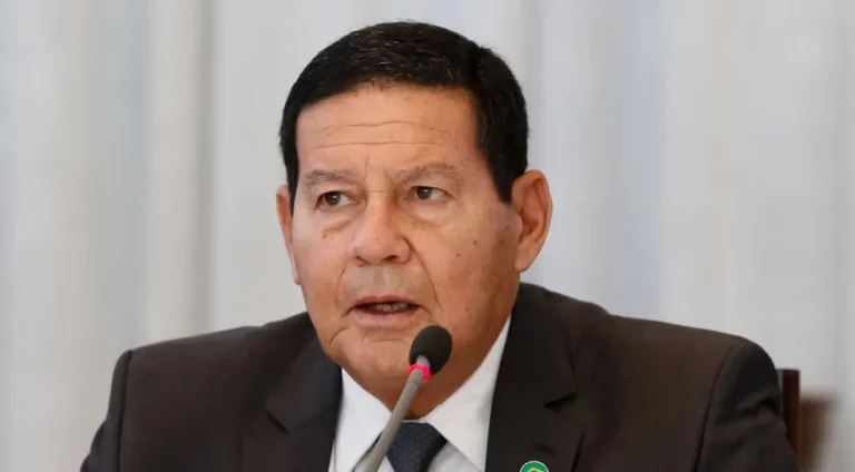Números do desmatamento da Amazônia são “péssimos”, diz Mourão