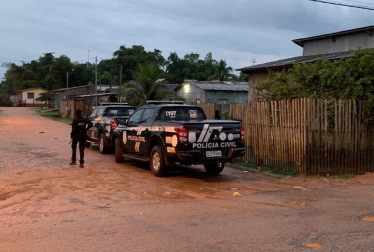 Polícia Civil deflagra 4ª fase da operação “Carreteira Cerrada” e prende integrantes de quadrilha especializada em roubos de caminhonetes em Plácido de Castro