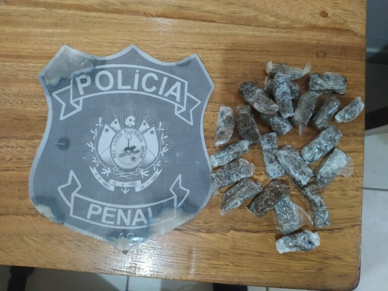 Mulher é flagrada com 21 macarrões de maconha nas partes íntimas, no presídio de Sena