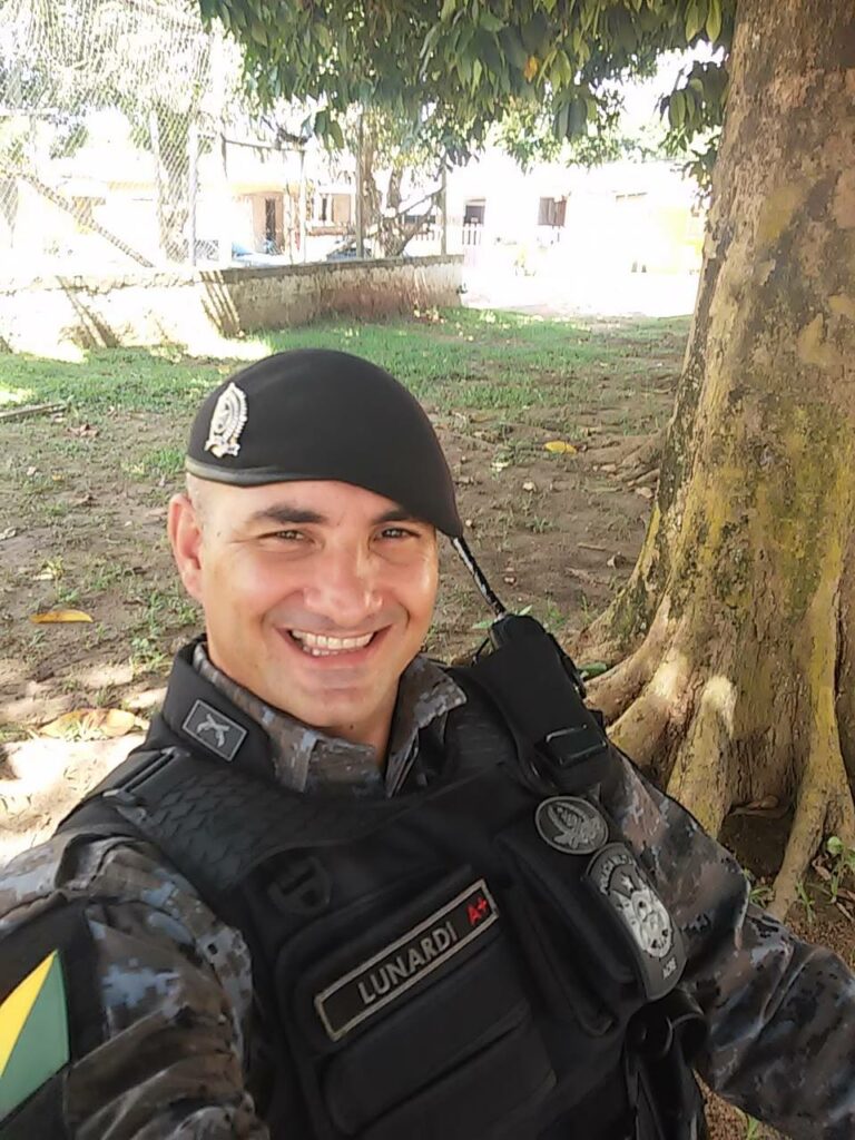 Sargento esfaqueado em briga entre irmãos no AC segue na UTI; amigo dá detalhes do quadro