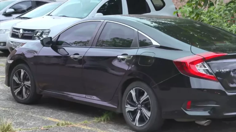 Jovem presa junto com médico, suspeito de estuprar adolescente de 13 anos, fingiu ser irmã da vítima