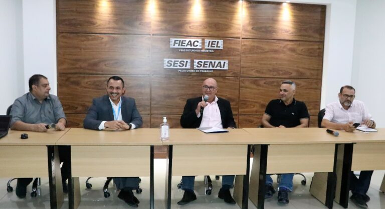 Na Fieac, Caixa detalha créditos disponíveis para empresas da construção civil