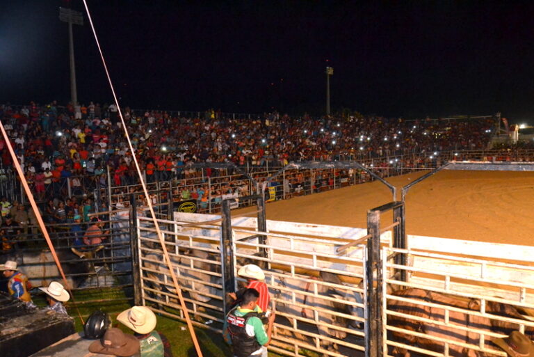 MP investiga contratação de sertanejos em feira e diz que cidade enfrenta dificuldades no AC