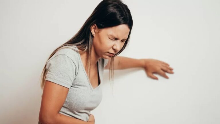 Domperidona: para que serve e como tomar remédio que age contra má digestão