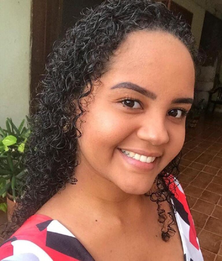 Acreana que sofre com endometriose faz alerta sobre doença e lança rifa para pagar cirurgia