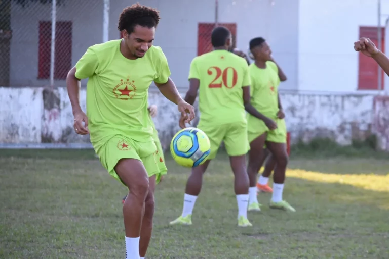 Em posições distintas na tabela, Rio Branco e Humaitá fecham preparação