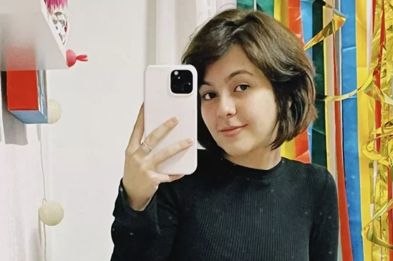 Klara Castanho agradece apoio após carta aberta sobre estupro