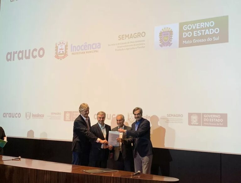 Grupo do Chile vai investir R$ 15 bilhões em nova fábrica de celulose