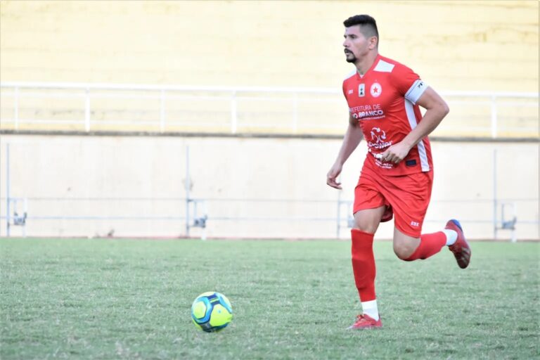 Rio Branco e São Raimundo ficam no empate sem gols