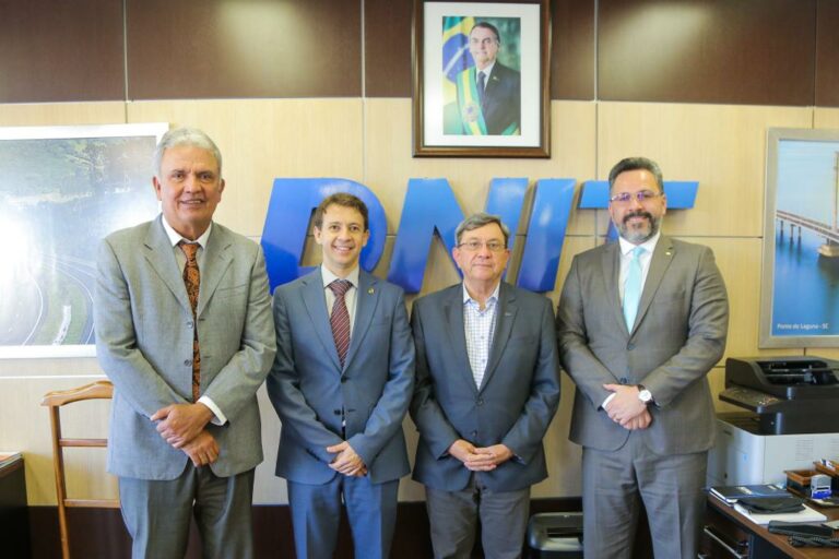 BR 364: DNIT recebe parlamentares do Acre e fala das medidas de manutenção