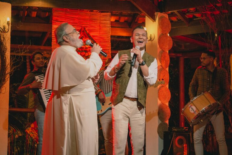 Do interior do AC, padre lança forró com Antônio Maria e anuncia clipe com exclusividade ao ContilNet