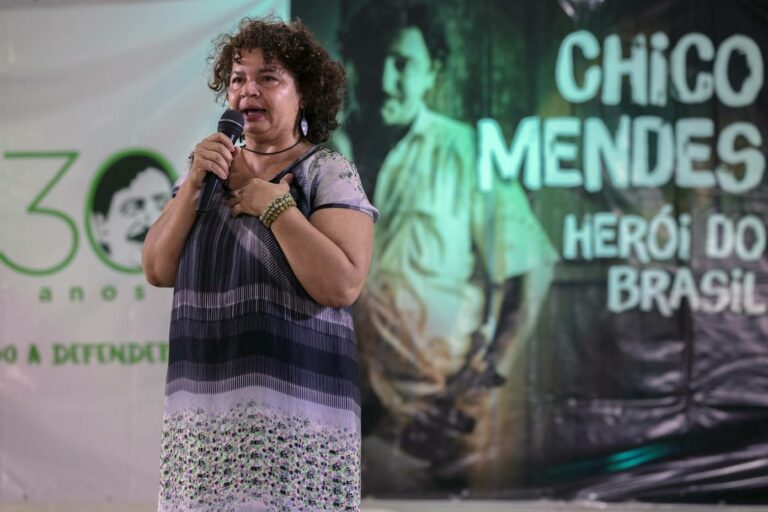 Filha de Chico Mendes, Ângela se solidariza com famílias de Dom e Bruno: “Senti a mesma dor há 30 anos”