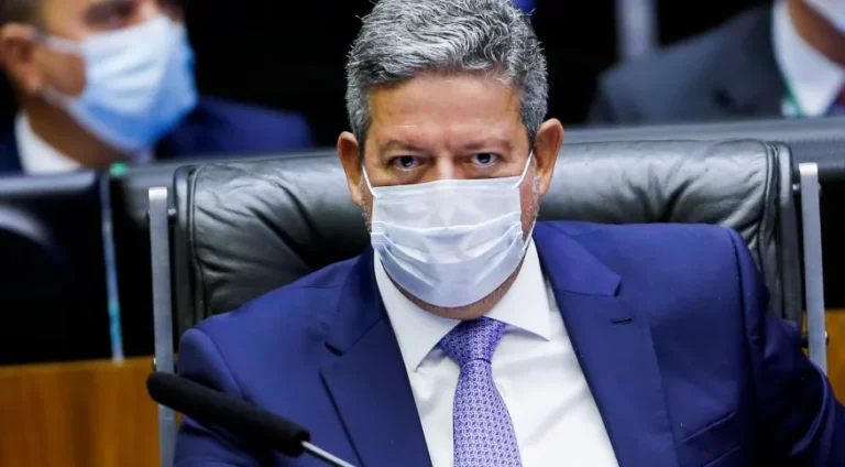 Em artigo, Lira diz que presidente da Petrobras é “ilegítimo”