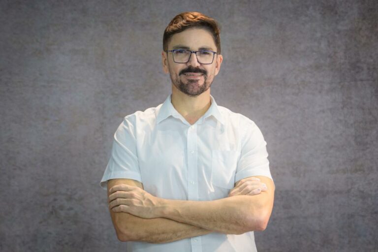 Blog do Ton: Pré-candidato à Câmara, Artur Neto revela melhor e pior momento de sua vida